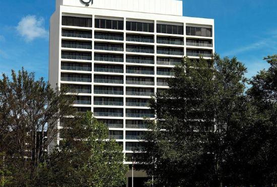 Гостиница QT Canberra, an EVT hotel