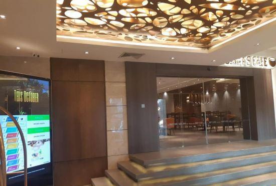 Hotel The Peninsula Chittagong PLC.