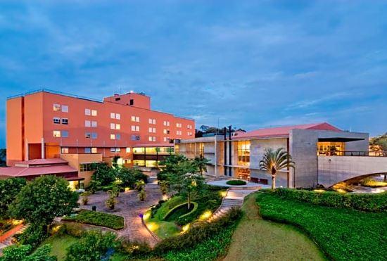 Hotel Almenat Embu Das Artes, Tapestry Collection by Hilton