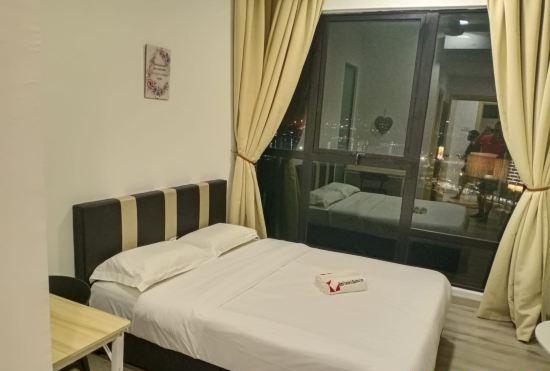 Гостиница Mid Valley Megamall View Southkey Mosaic 3BR 2FREE By Natol