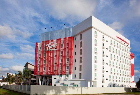 Гостиница Tune Hotel - Danga Bay Johor