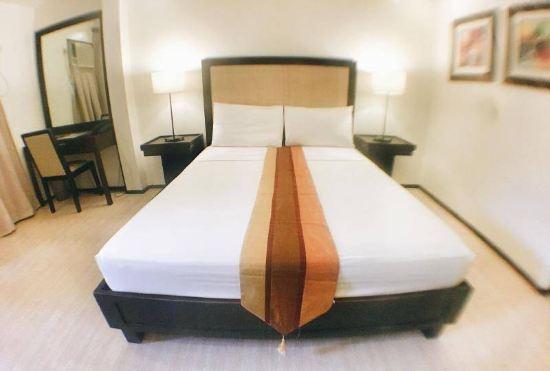 Гостиница Subic Grand Seas Resort