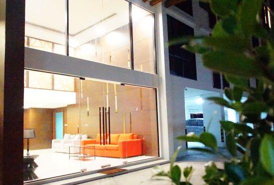 Hotel 185 Residence