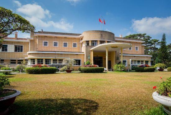 Ladalat Hotel