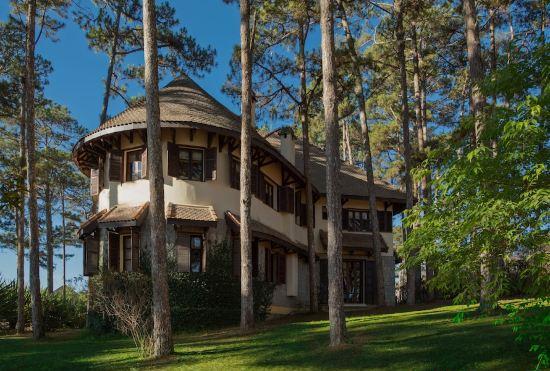 Hotel Ana Mandara Villas Dalat Resort & Spa