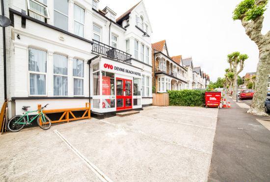 OYO Devine Beach Hotel, Westcliff Southend-On-Sea