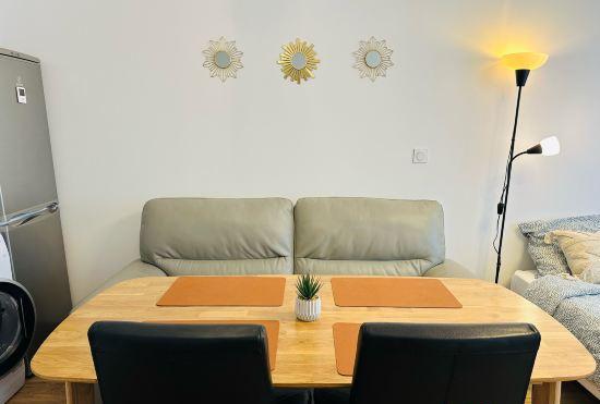 Гостиница Pairs center 3 beds 2 rooms Family Suite