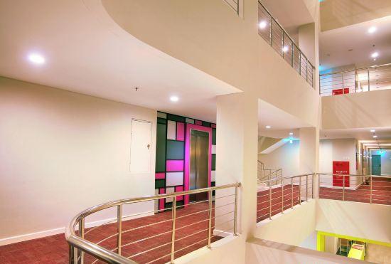 Гостиница Favehotel Gatot Subroto Jakarta