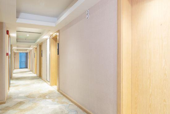 Kyriad Marvelous Hotel (Dongguan Chang'an Light Rail Station)