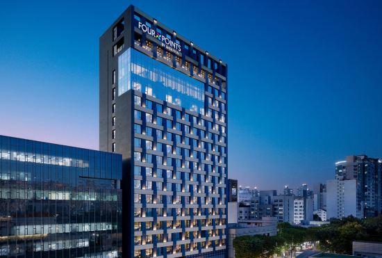 Гостиница Four Points by Sheraton Suwon