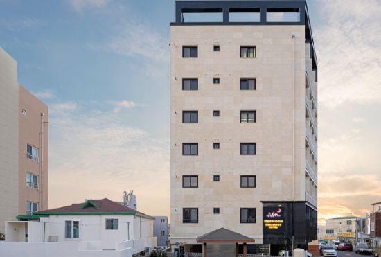 Jeju Seomun Residence Hotel