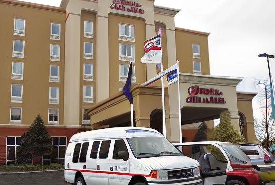 Гостиница Hampton Inn & Suites Staten Island