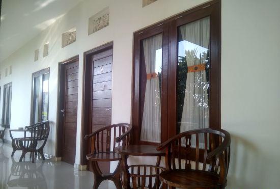 Гостиница Graha Wedha Suite Kuta by Kamara