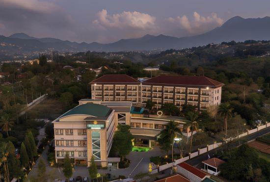 Гостиница The Green Peak, ARTOTEL Curated
