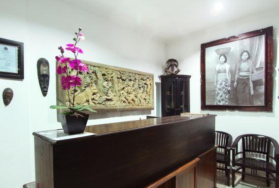 Hotel RedDoorz Near Stadion Kompyang Sujana Bali