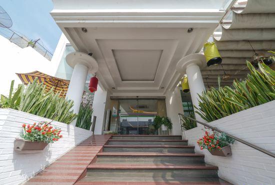 Гостиница Heef Hotel Pasar Baru Powered by Archipelago