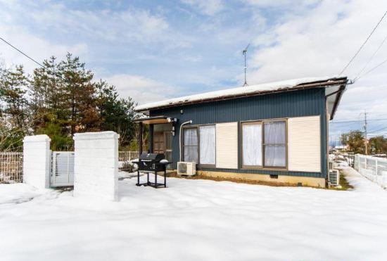 Гостиница Takashima Lakeside Resort