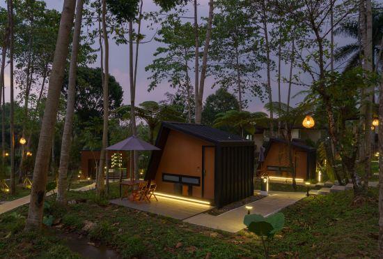 Гостиница Bobocabin The Tavia, Puncak