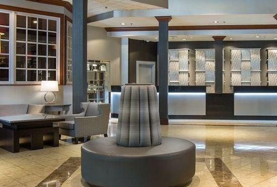 DoubleTree by Hilton Hotel Chicago - Alsip