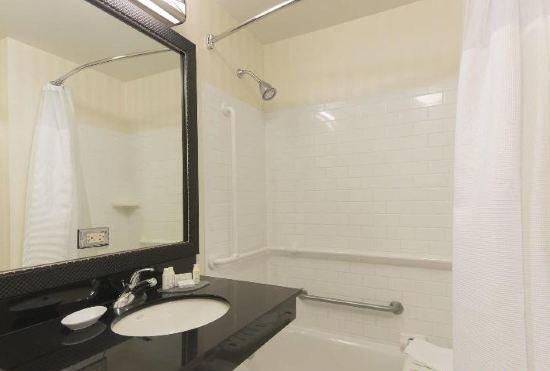 Гостиница Fairfield Inn & Suites Omaha Downtown