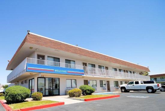 Гостиница Studio 6 El Paso, TX - East