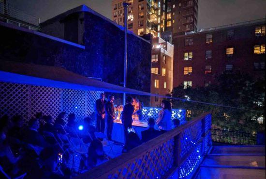 Гостиница One-of-a-kind Historic Carriage House w/ Rooftop