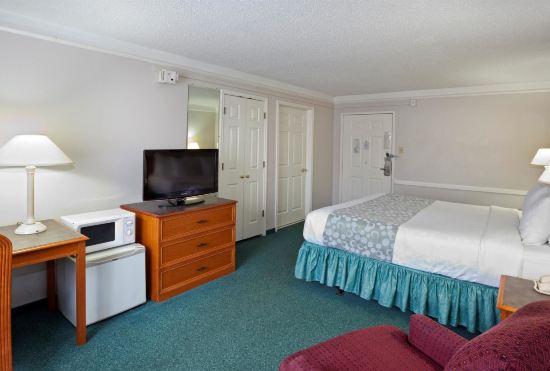 Гостиница La Quinta Inn by Wyndham Omaha West