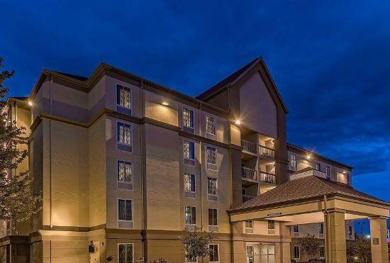 Гостиница La Quinta Inn & Suites by Wyndham Pigeon Forge