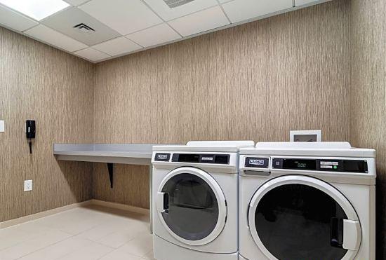 Гостиница SpringHill Suites Charleston Airport & Convention Center