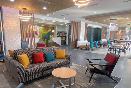 Гостиница La Quinta Inn & Suites by Wyndham El Paso East Loop-375