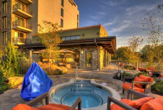 Гостиница Courtyard Pigeon Forge