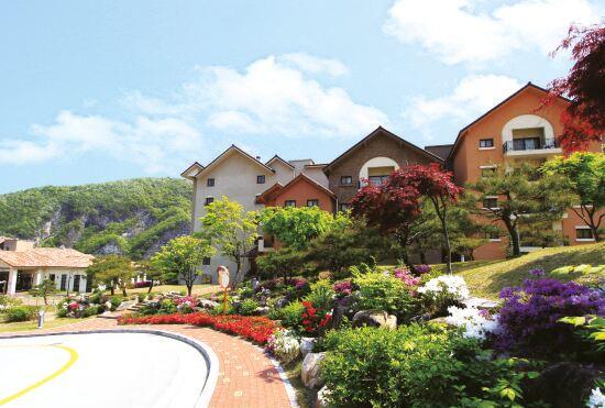 Гостиница Tops10 Resort Donggang Cistar