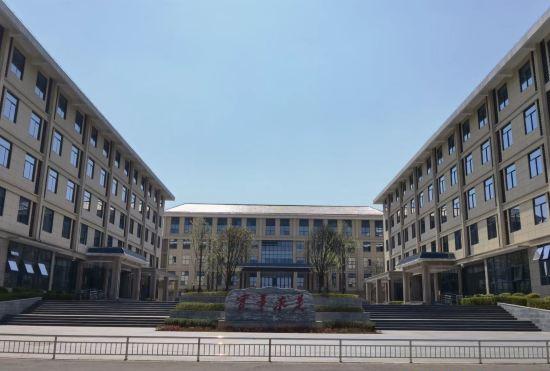 Гостиница Luoping Oriental Garden Hotel