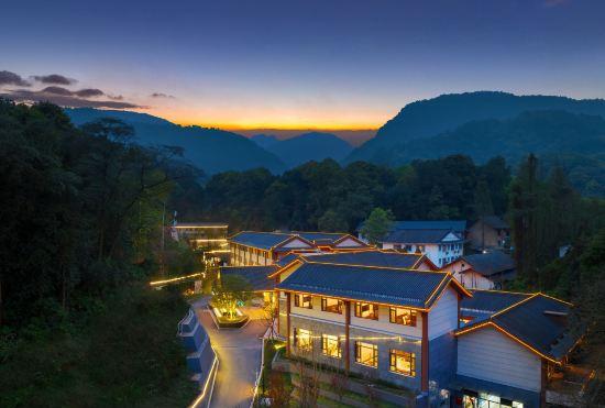 Xiongxiu Hot Spring Hotel Emeishan