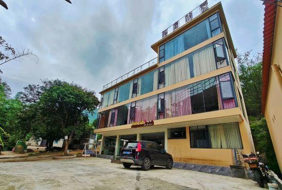 Hotel Liting Zhushu (Qingyuan Gulongxia Branch)