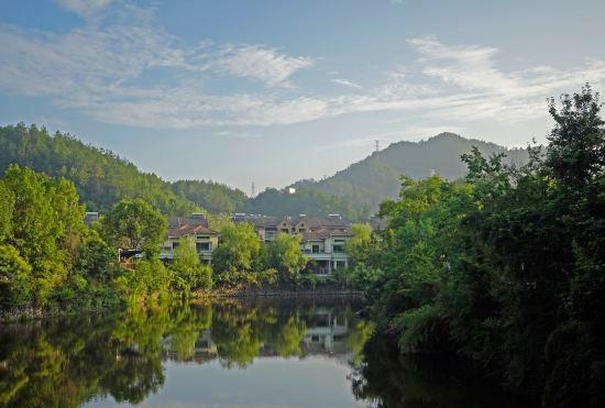 Гостиница Jade Jianguo Resort Zhejiang Pan'an