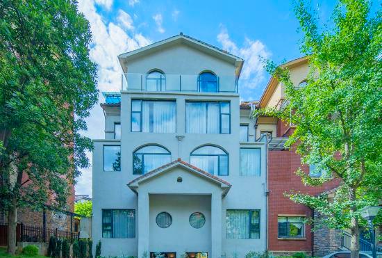Гостиница Xunyou · Hidden Luxury Homestay (Dongjianghu Scenic Area Store)