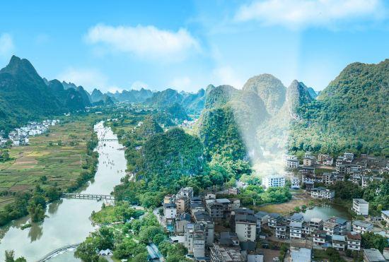 Guilin Yangshuo Xiangzhangshuyu Art Hotel (Yulonghe Jiuxian Wharf Branch)