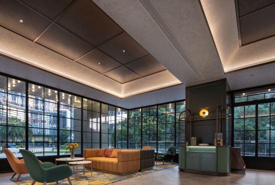 Orange Hotel (Changsha University of Technology Tujiachong Subway Station)