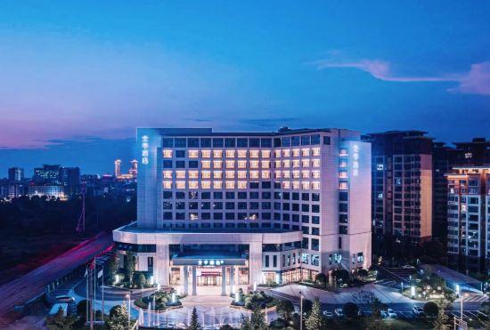Гостиница All Seasons Hotel (Yushu Site Avenue)