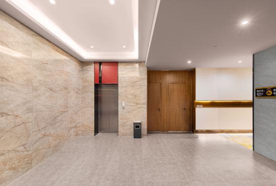 Nanhuali Hotel (Phoenix Ancient City Nanhuali Tourist Center Store)