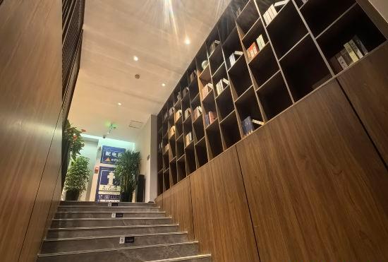 Гостиница QIANNA Wanxi Hotel (Luoyang Peony Plaza Wanda)