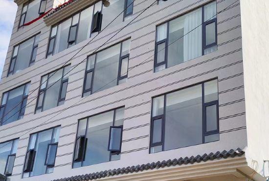 Hotel Luoping Huaqing Yueshe Homestay
