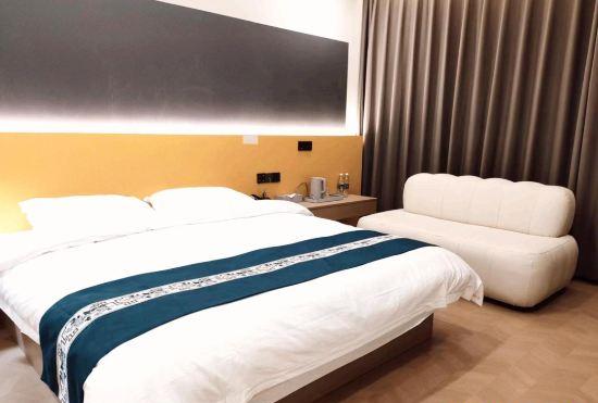 Гостиница Luoyang Jingyou B&B (Luoyi Ancient City Cross Street Branch)