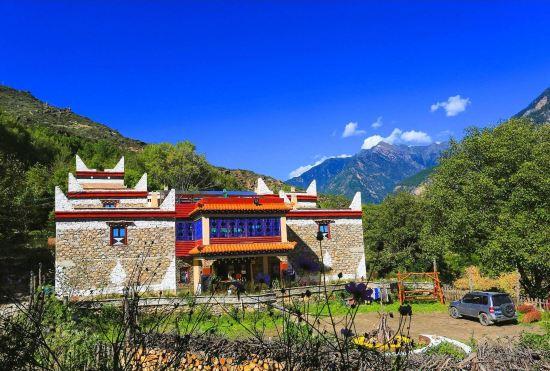 Hotel Jiaju Ankaer Folklore Manor