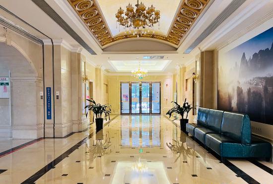 Vienna International Hotel (Daxin Detian Square)