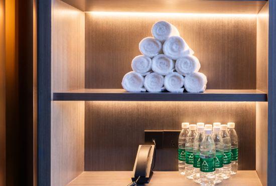Changsha Financial Center Chazishan Road Atour Hotel