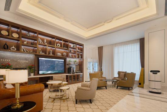 Venus Royal Hotel (Jinan Daming Lake Park Dongchang Subway Station Branch)