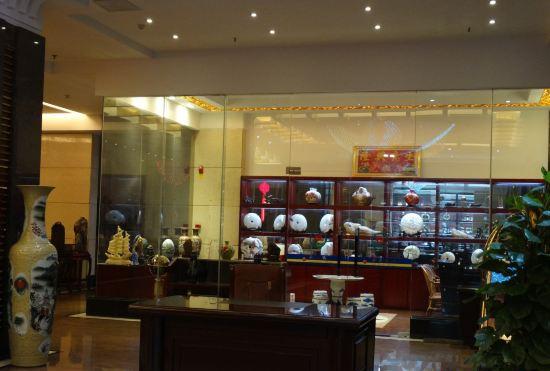 Гостиница Liyuan Hotel (Hezhou Lingfeng Plaza Branch)