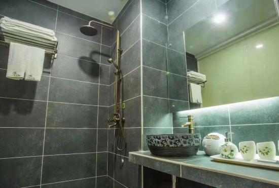 Гостиница Yangdi liujie Hotel
